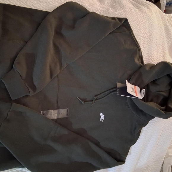 Nike SB Green Hoodie - Picture 2 of 6